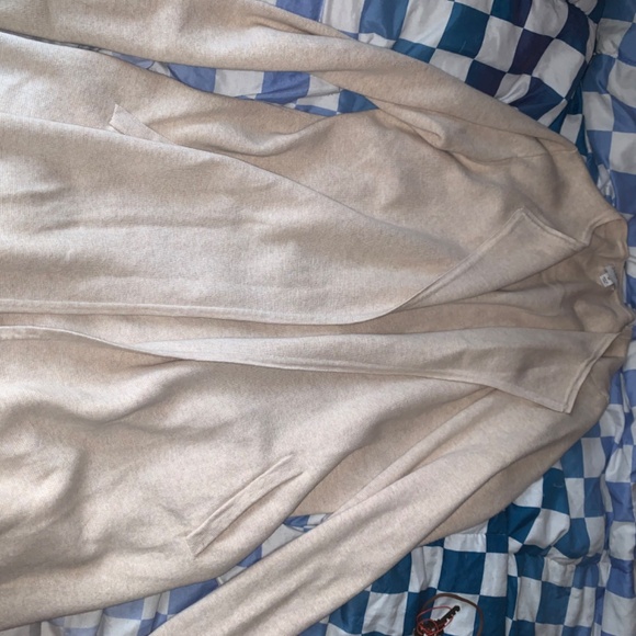 Cardigan - Picture 2 of 3